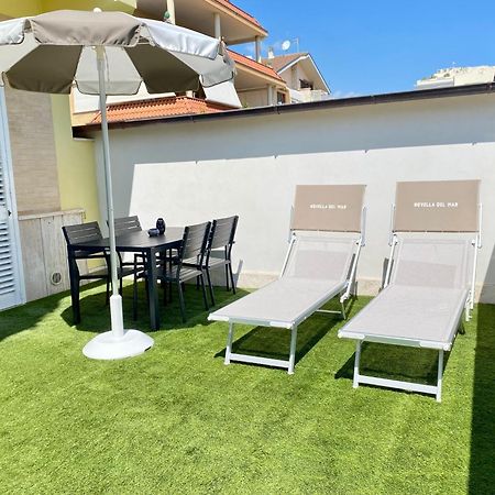 Villa Novella Del Mar Prima Fila Dal Mare à Grottammare Extérieur photo
