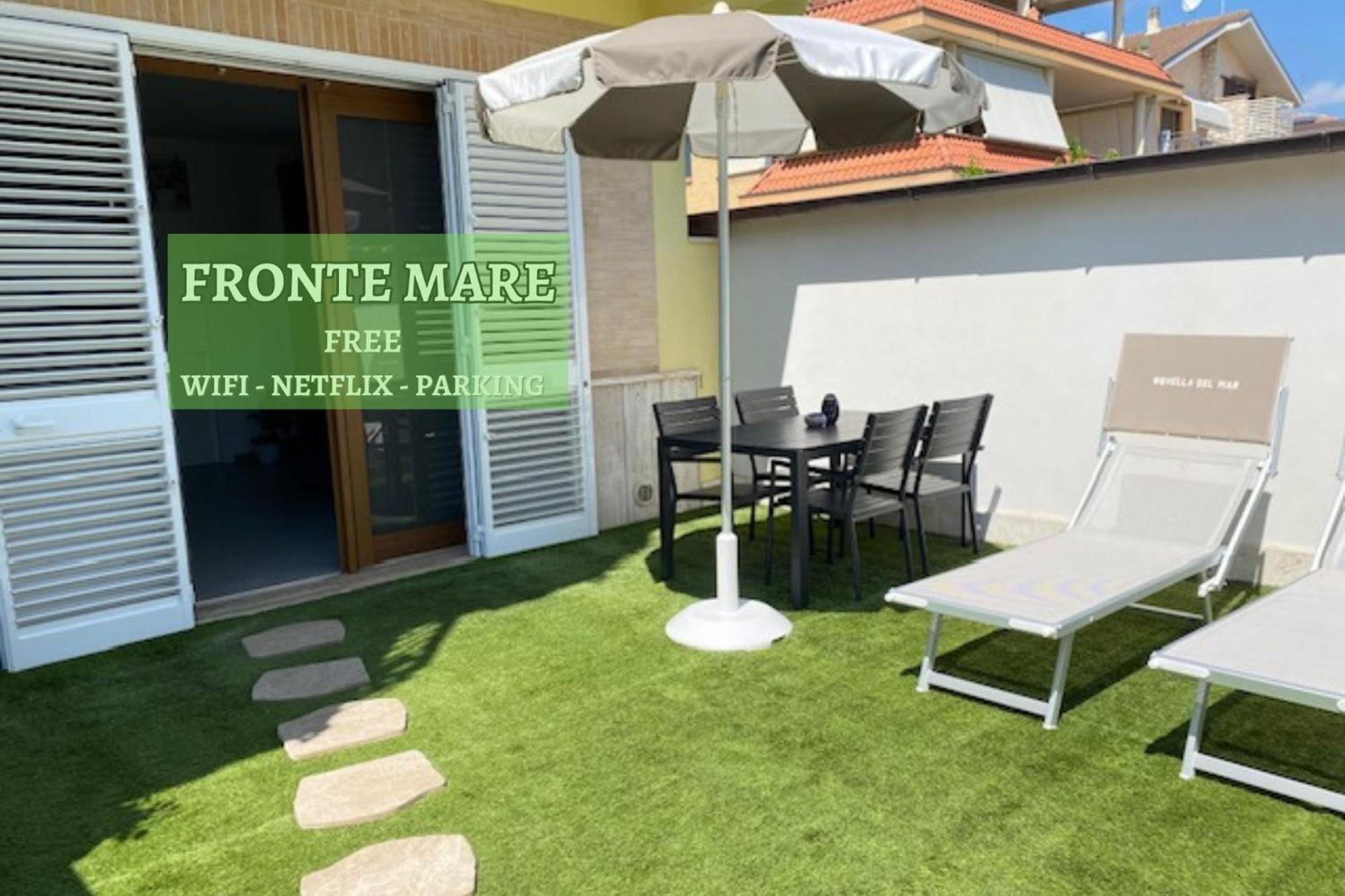 Villa Novella Del Mar Prima Fila Dal Mare à Grottammare Extérieur photo